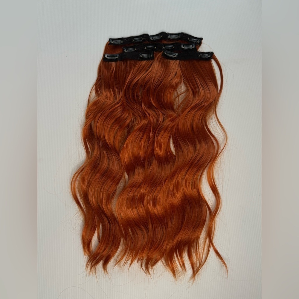 20 IN CLIP IN SET ORANGE CURLY WAVE HAIR EXTENSIONS - Picture 6 of 7